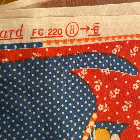 Vintage Fun Fair Waverly fabric EUC - Picture 5 of 5